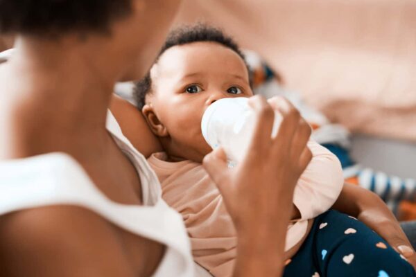 7 signs your baby is full